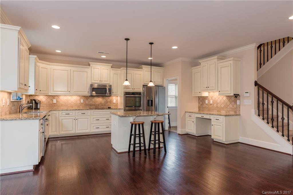 Whispering Winds - Residential