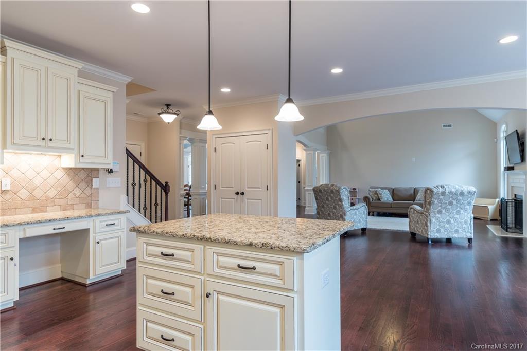 Whispering Winds - Residential