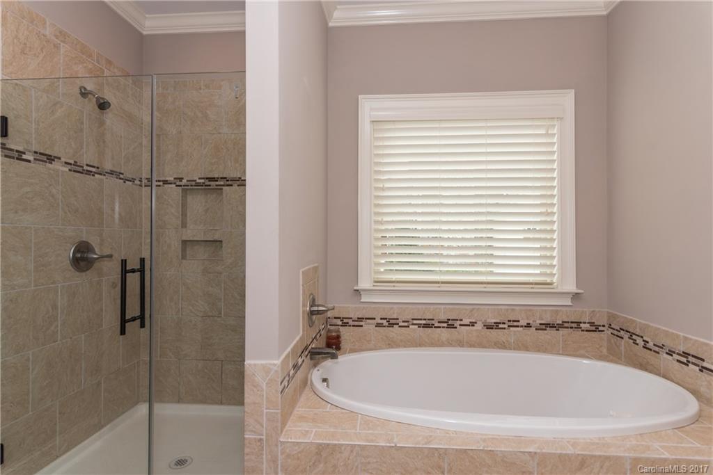 Whispering Winds - Residential