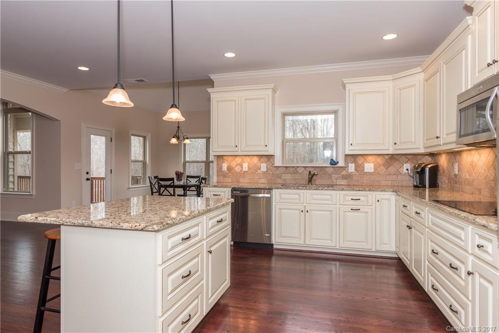 Whispering Winds - Residential