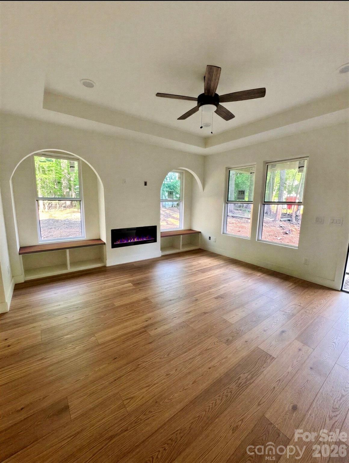 641 Knollwood Circle