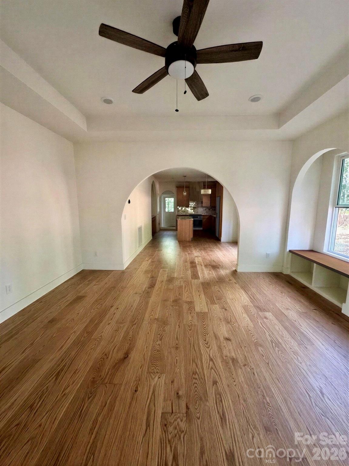 641 Knollwood Circle