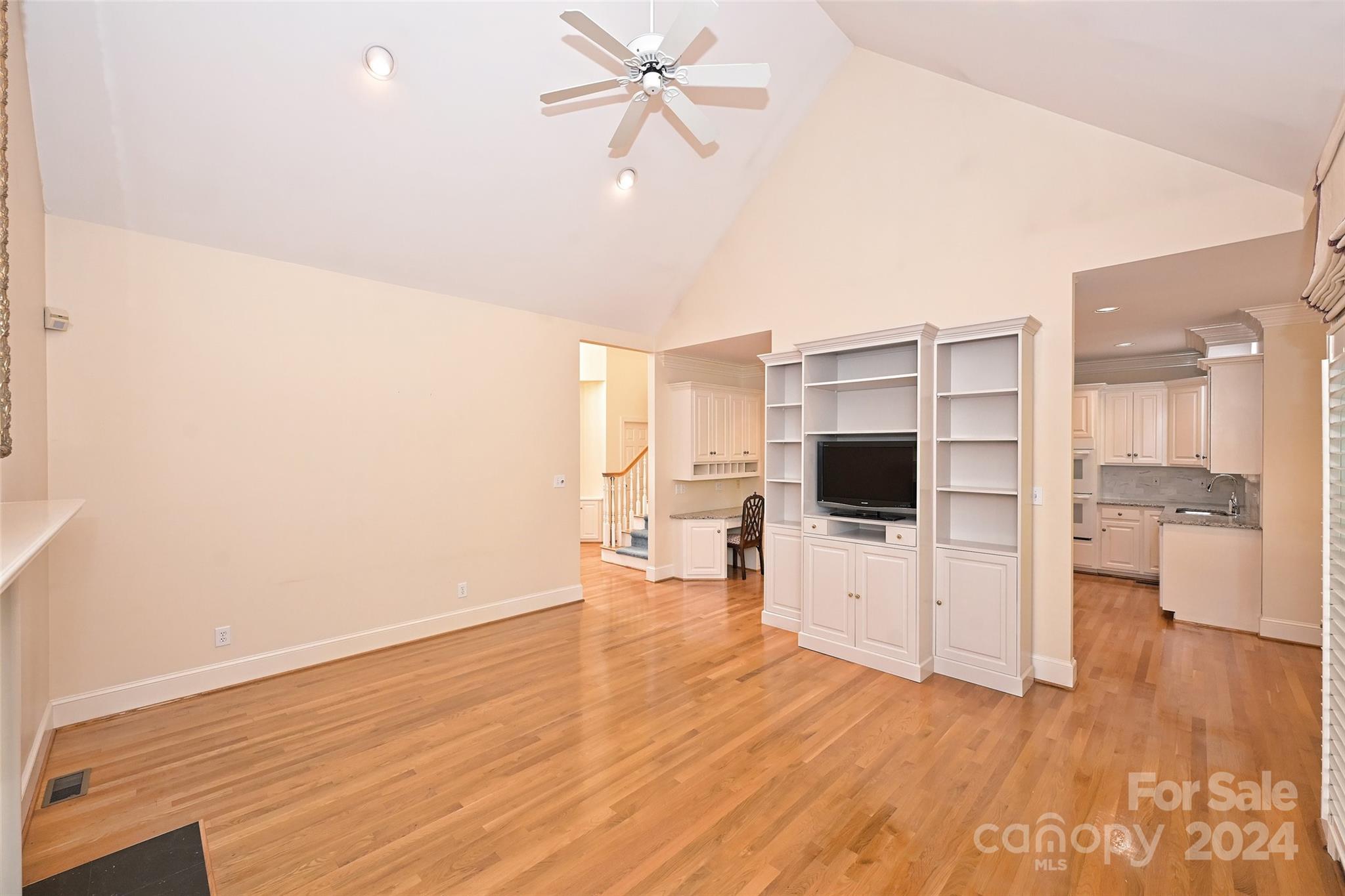 Ivy Hall - Residential