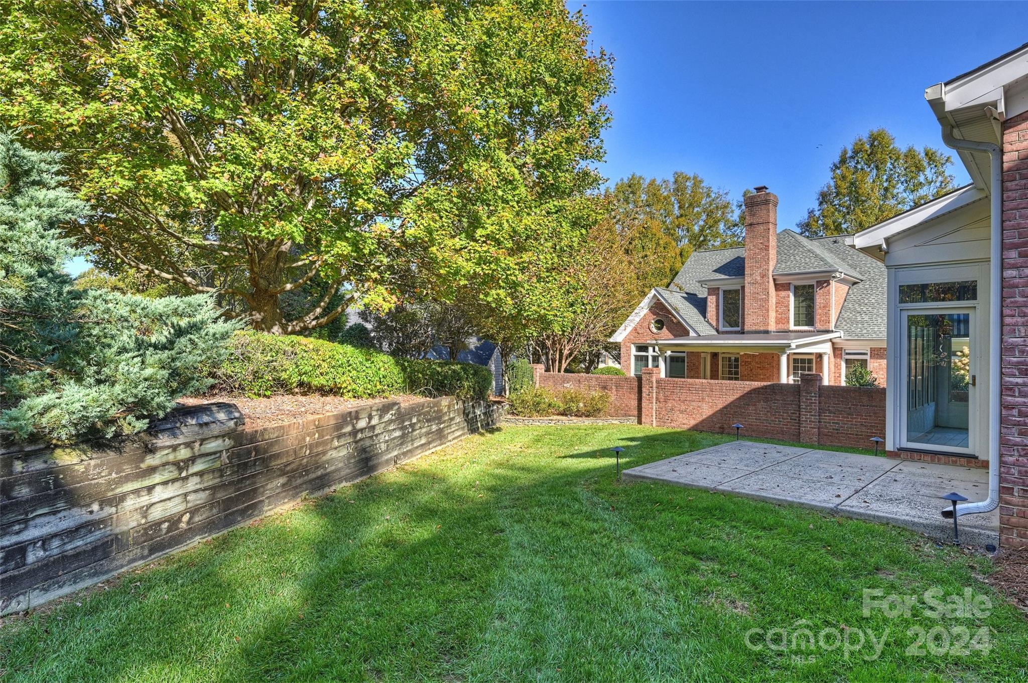 Ivy Hall - Residential