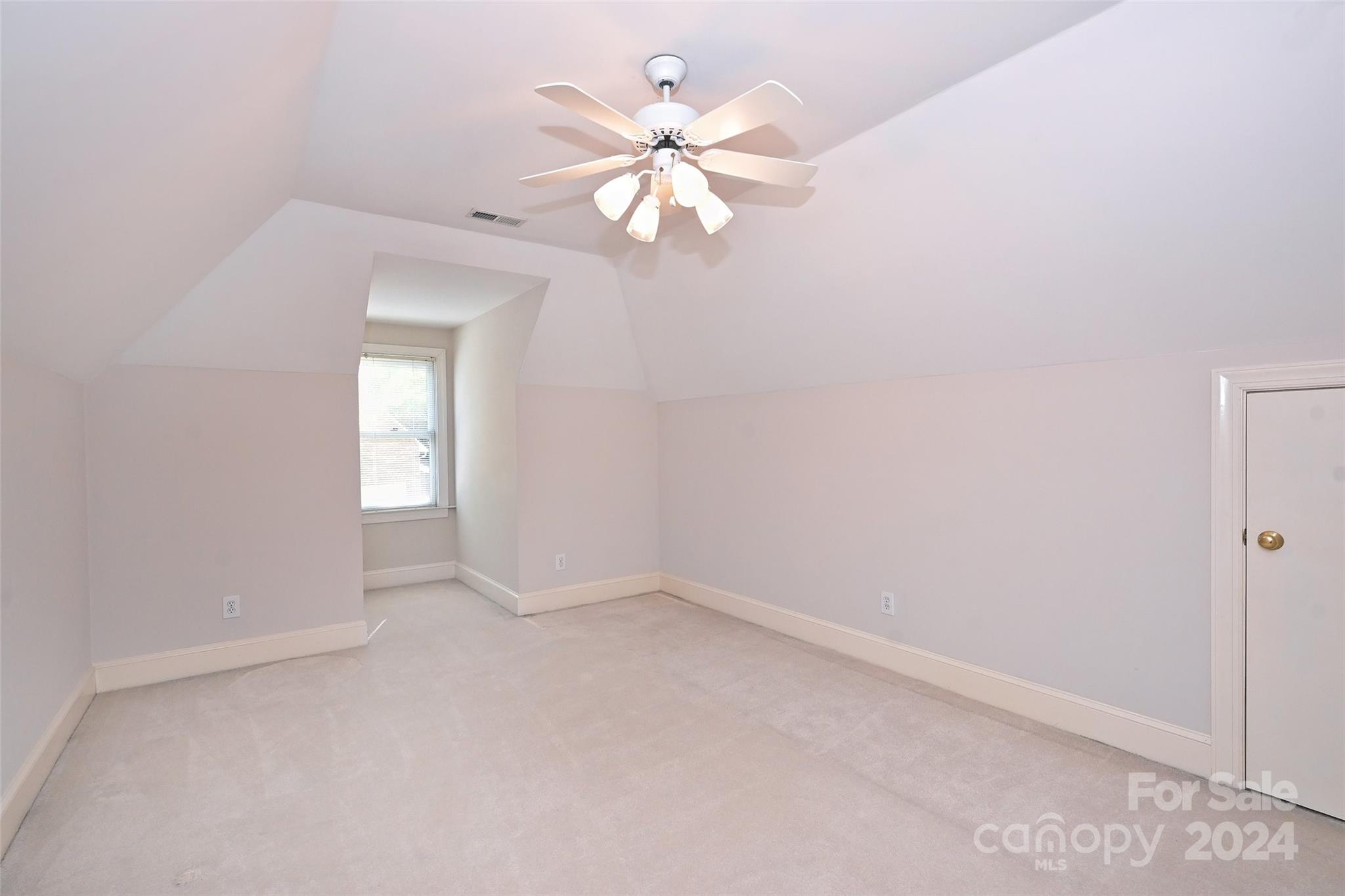 Ivy Hall - Residential