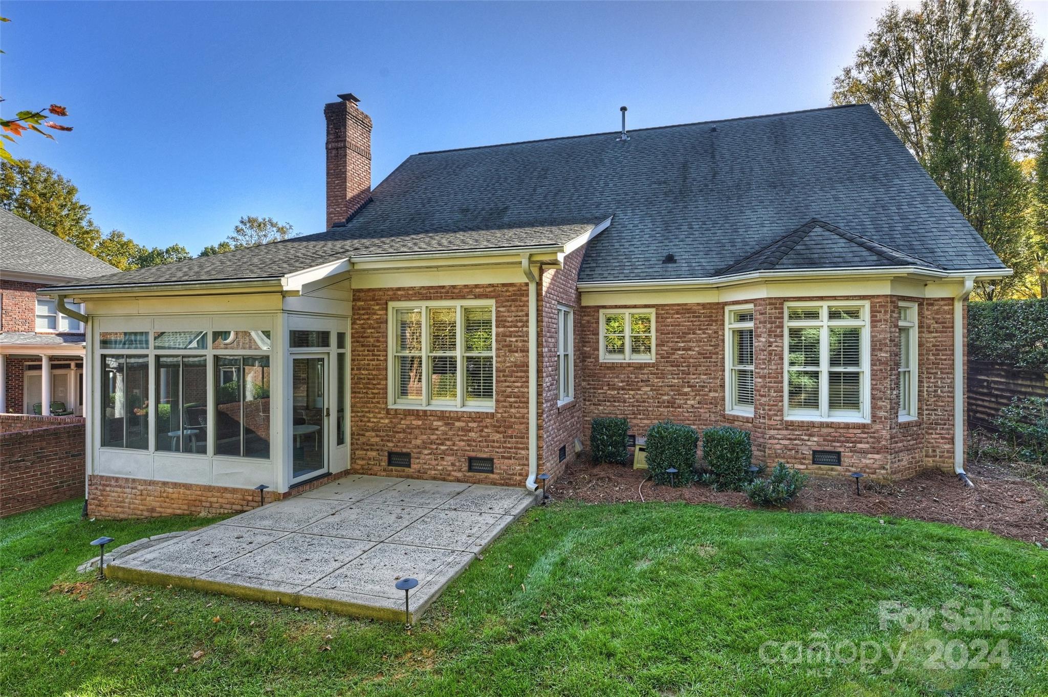 Ivy Hall - Residential