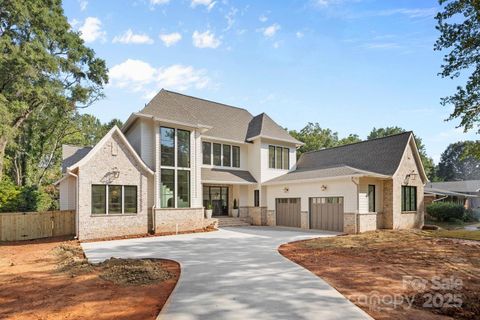 919 Lansdowne Road Charlotte NC 28270