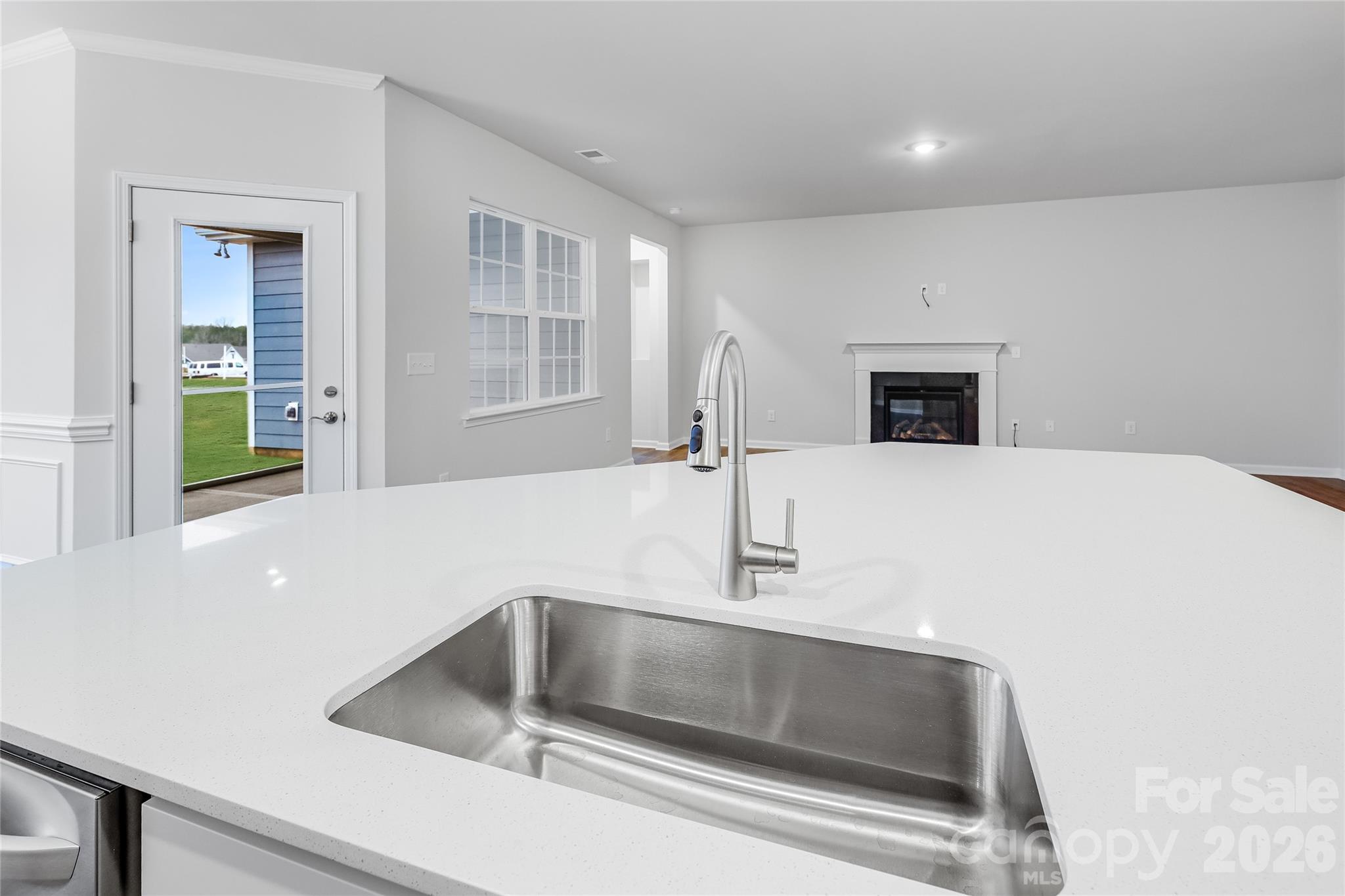 Roselyn - Residential