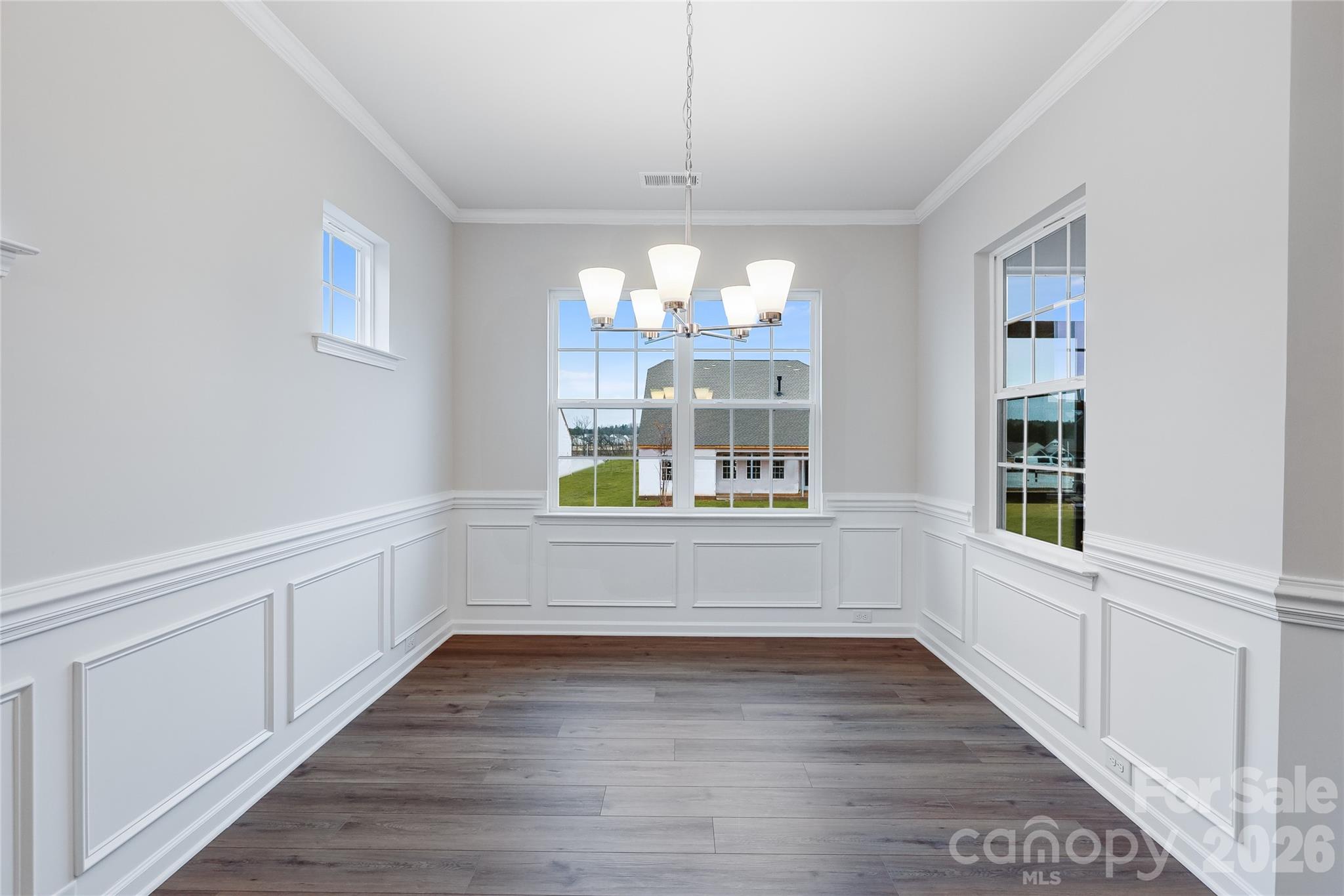 Roselyn - Residential