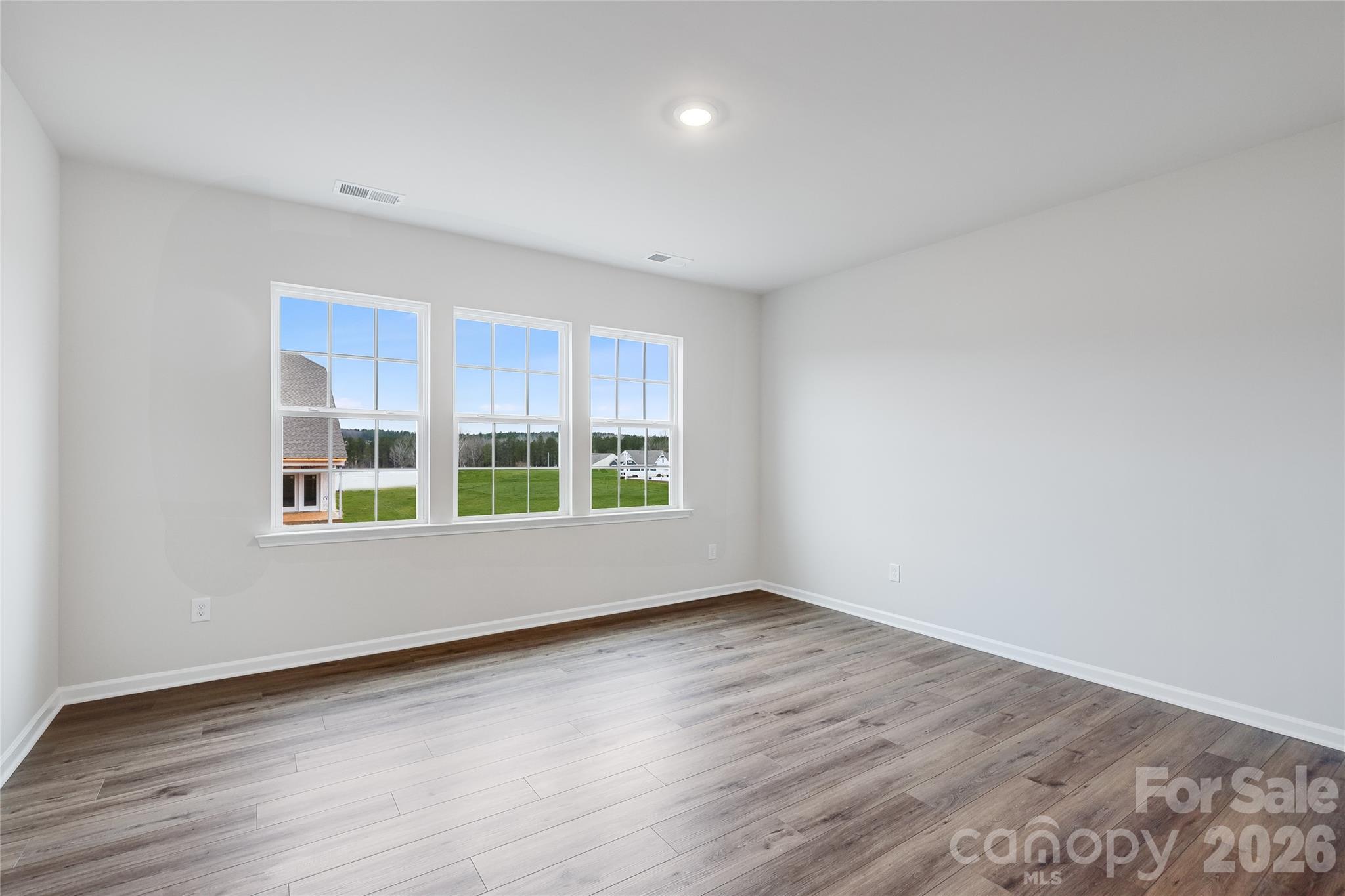 Roselyn - Residential