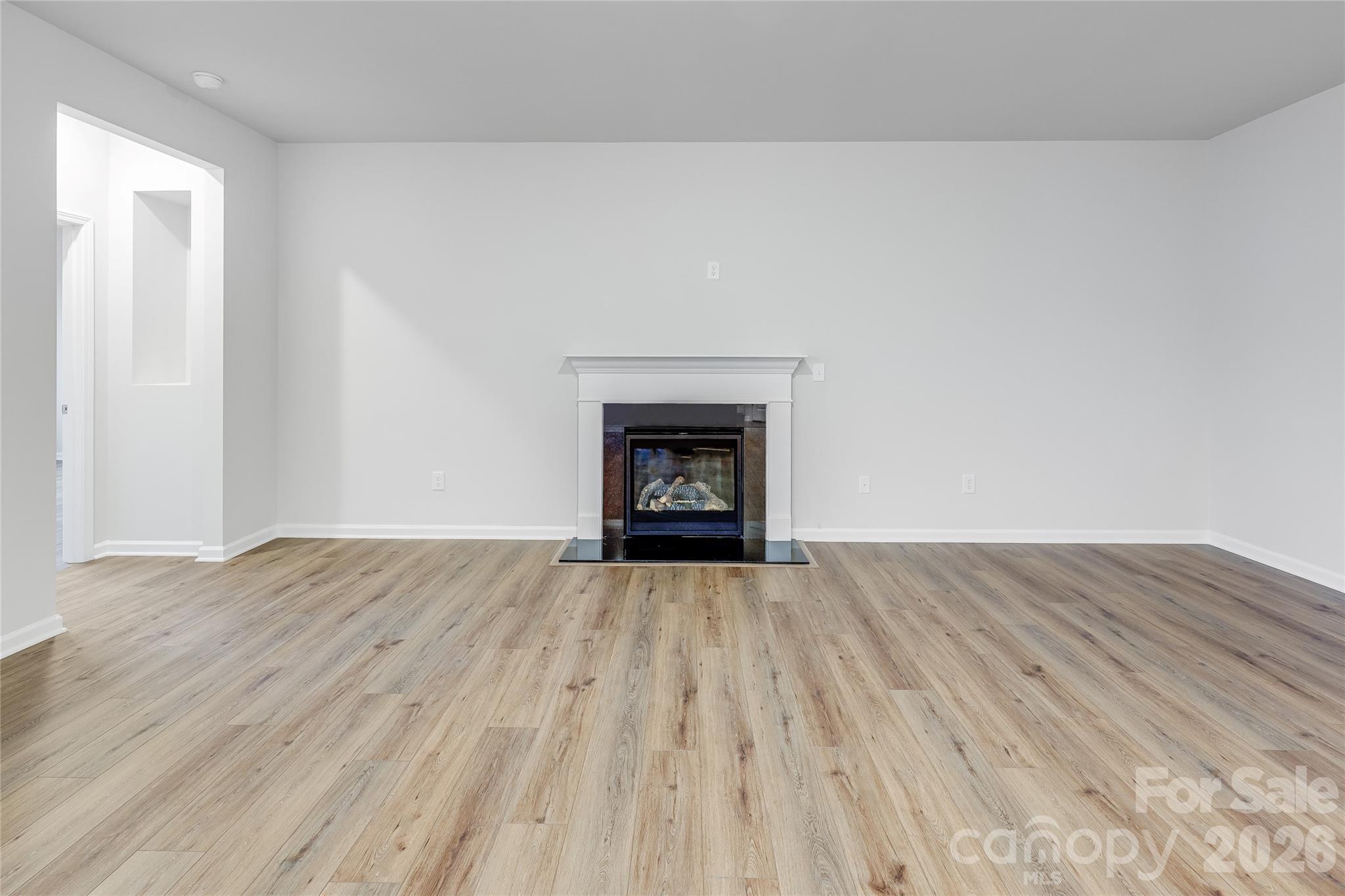 Roselyn - Residential