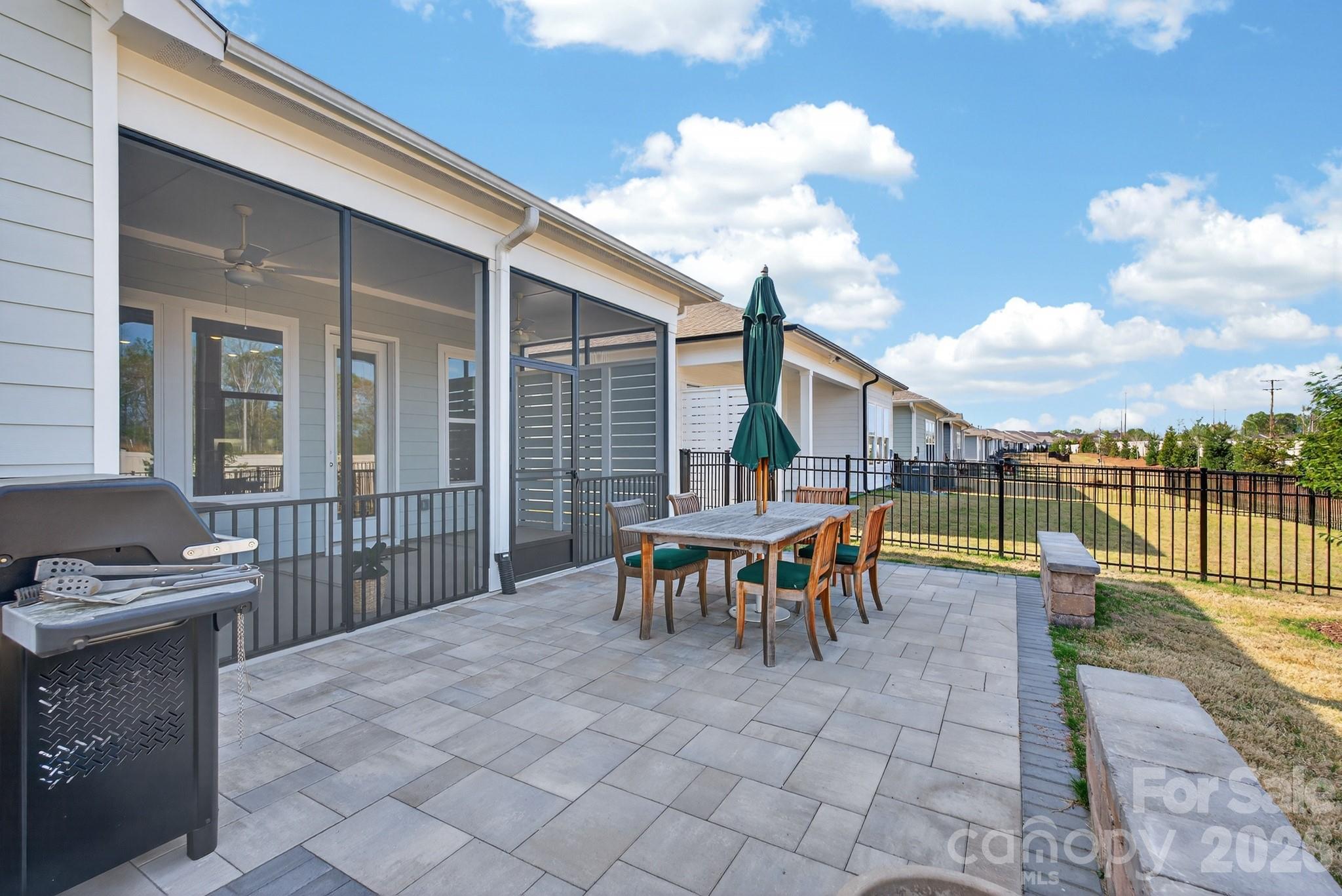 Encore at Streamside - Residential