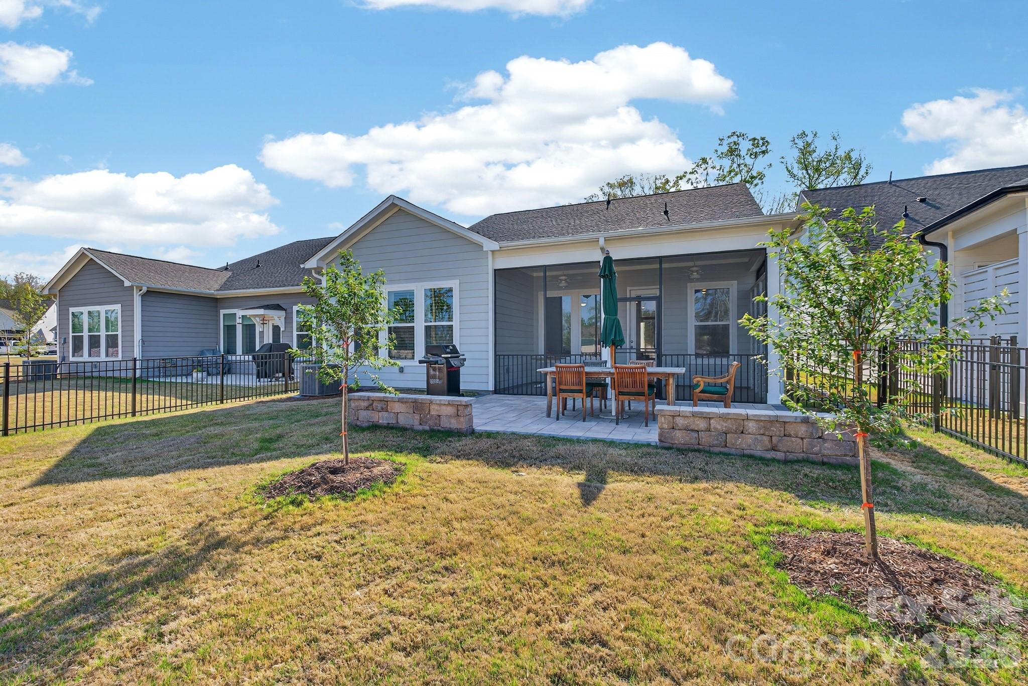 Encore at Streamside - Residential