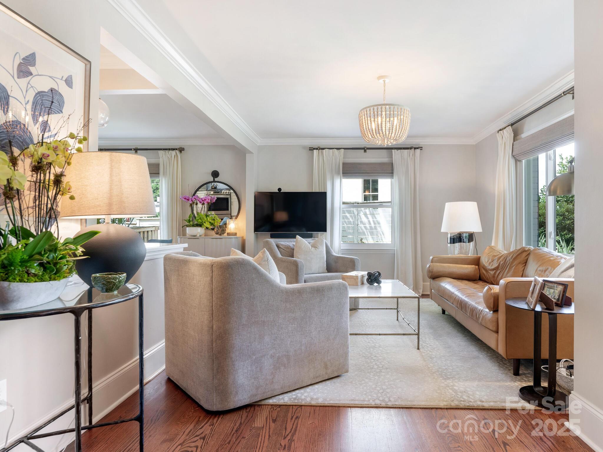 4618 Emory Lane