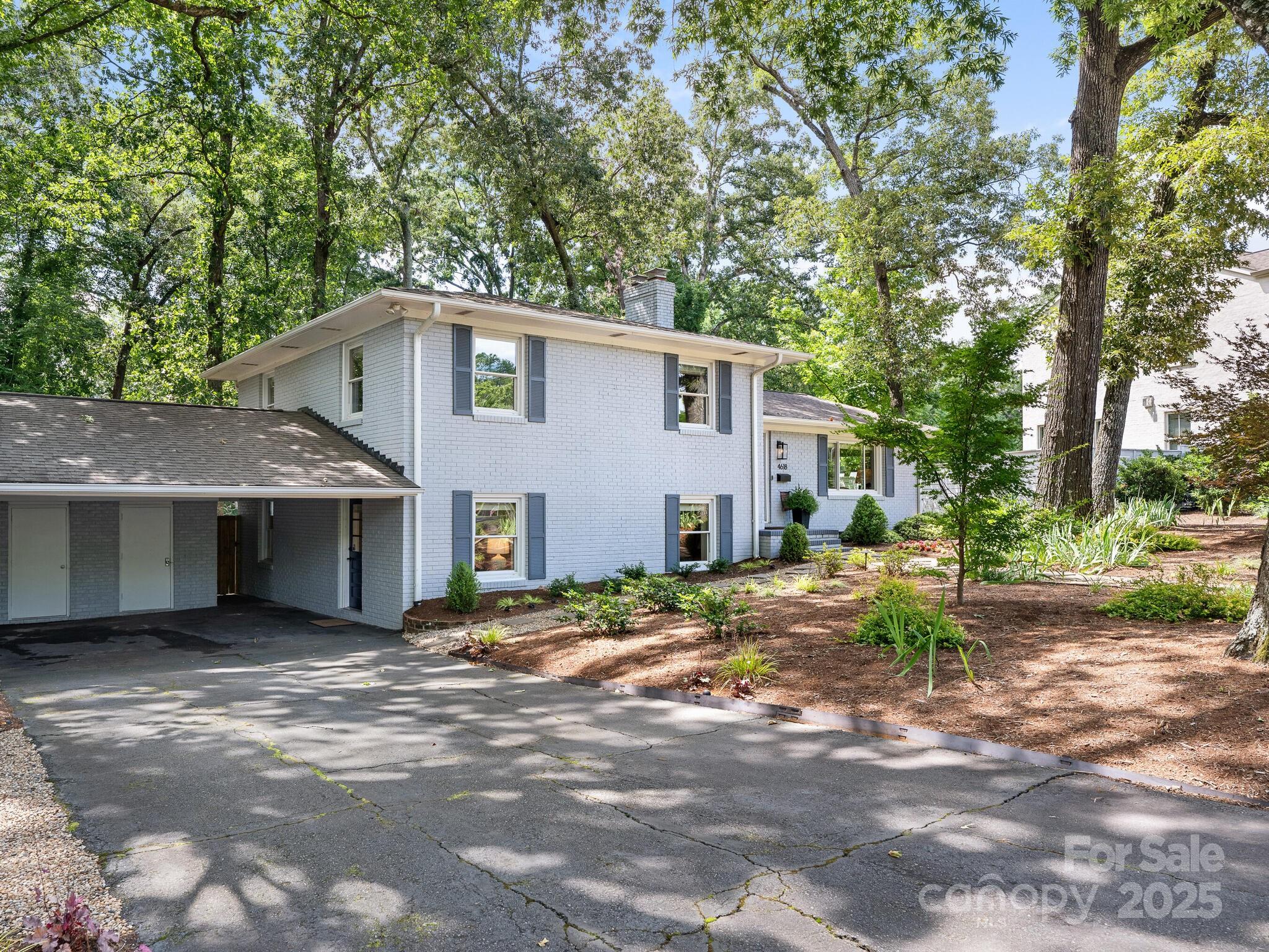 4618 Emory Lane