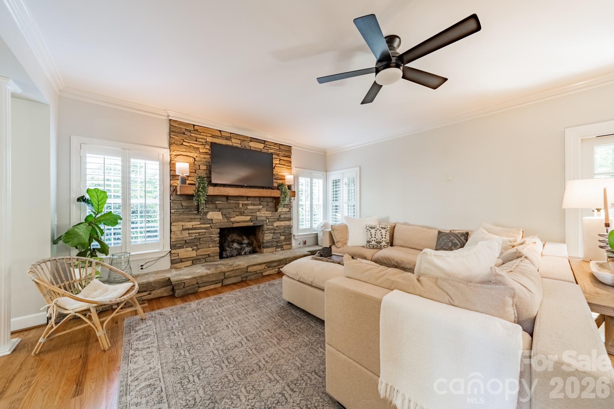 Pine Isle - Residential