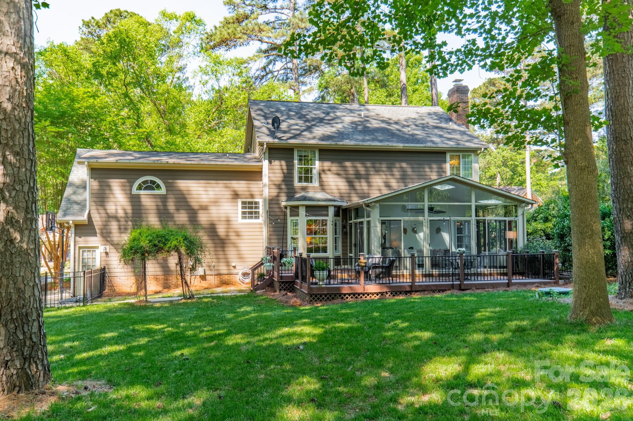 Pine Isle - Residential