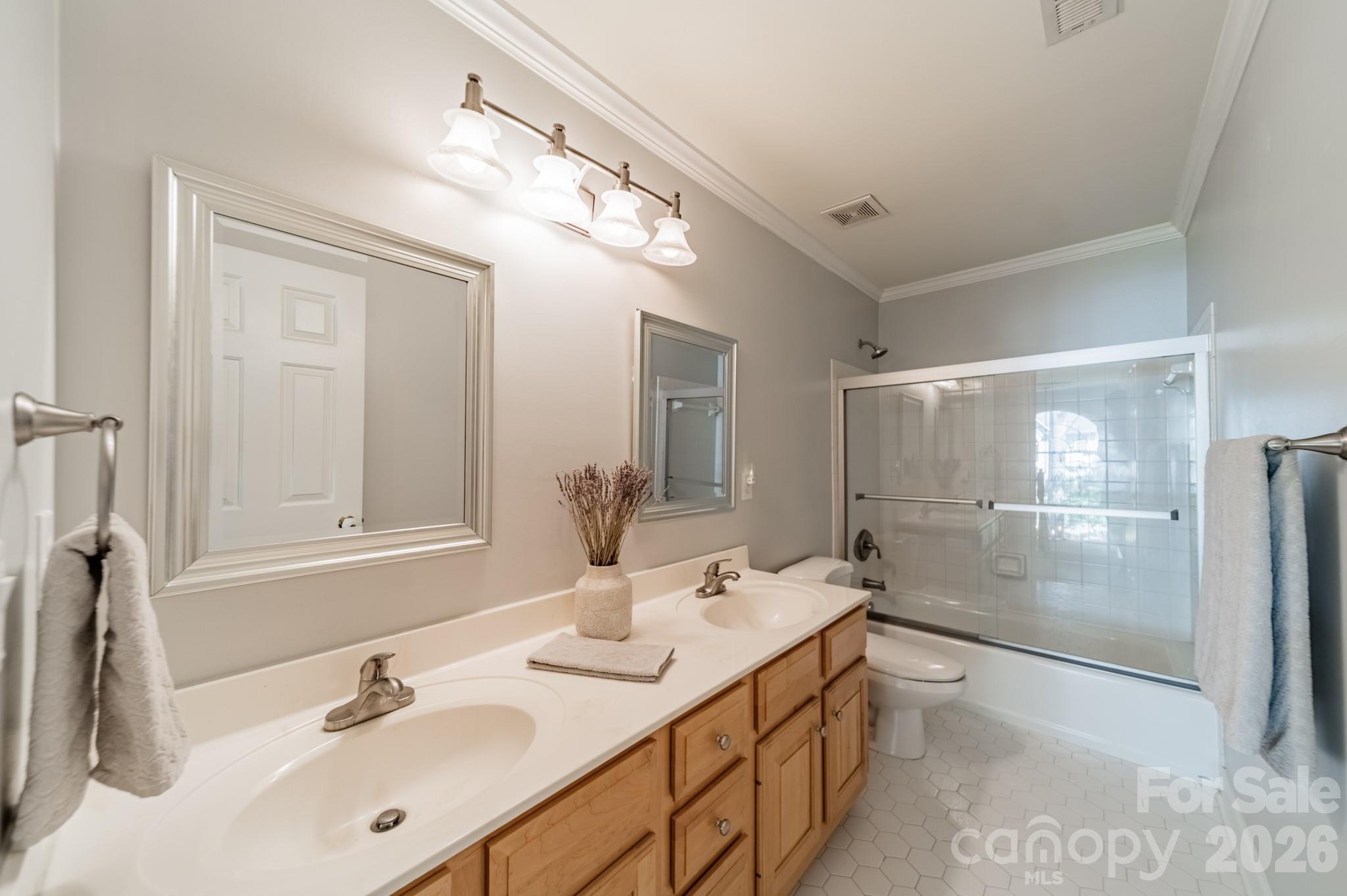 Pine Isle - Residential