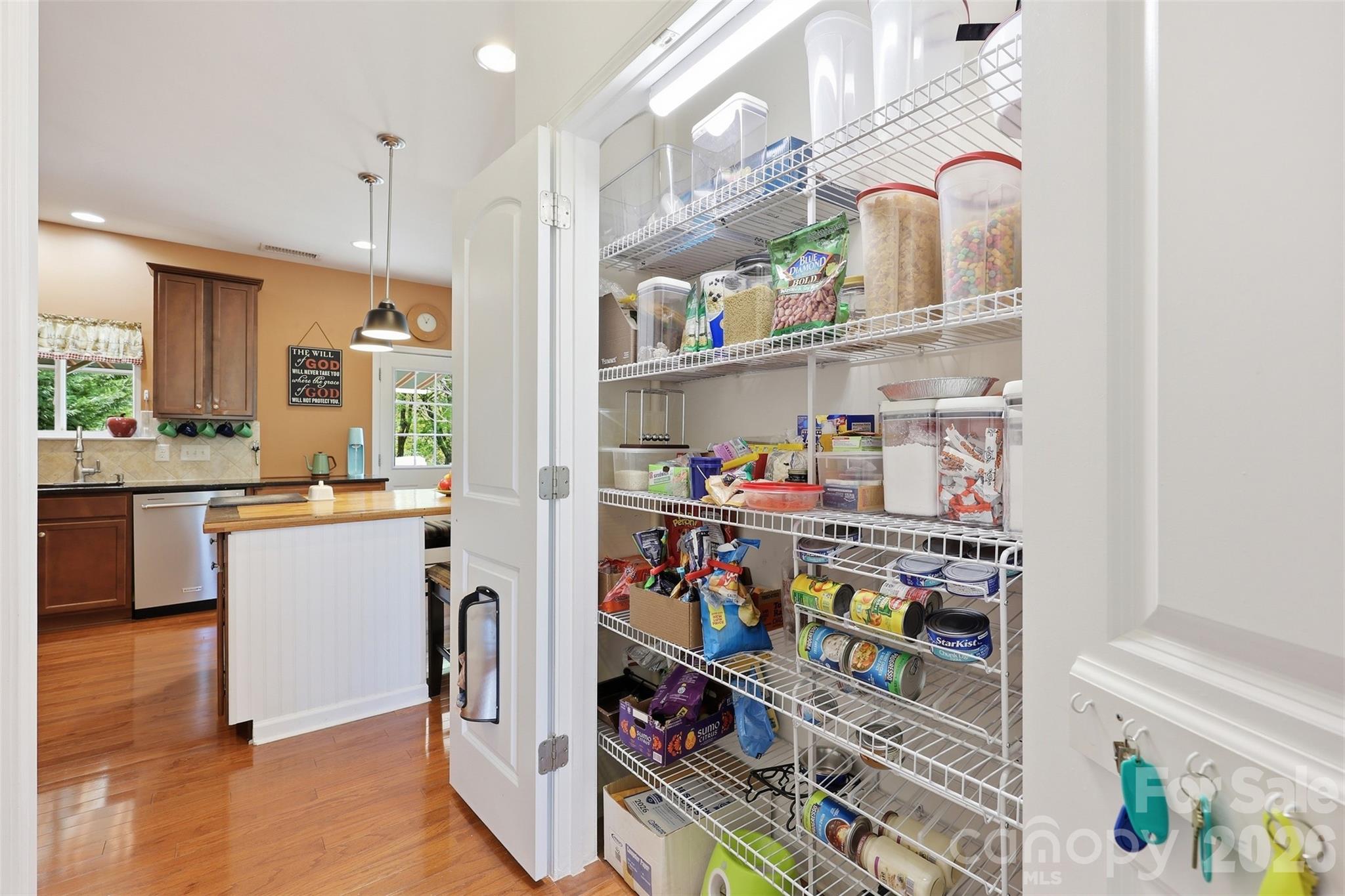 English Trails - Residential