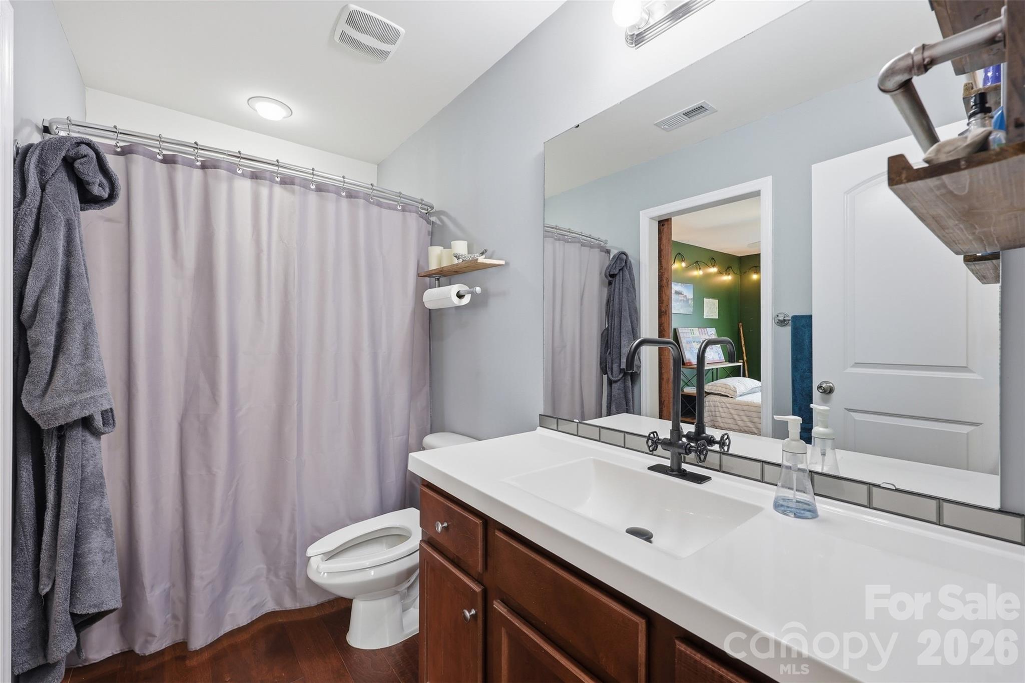 English Trails - Residential