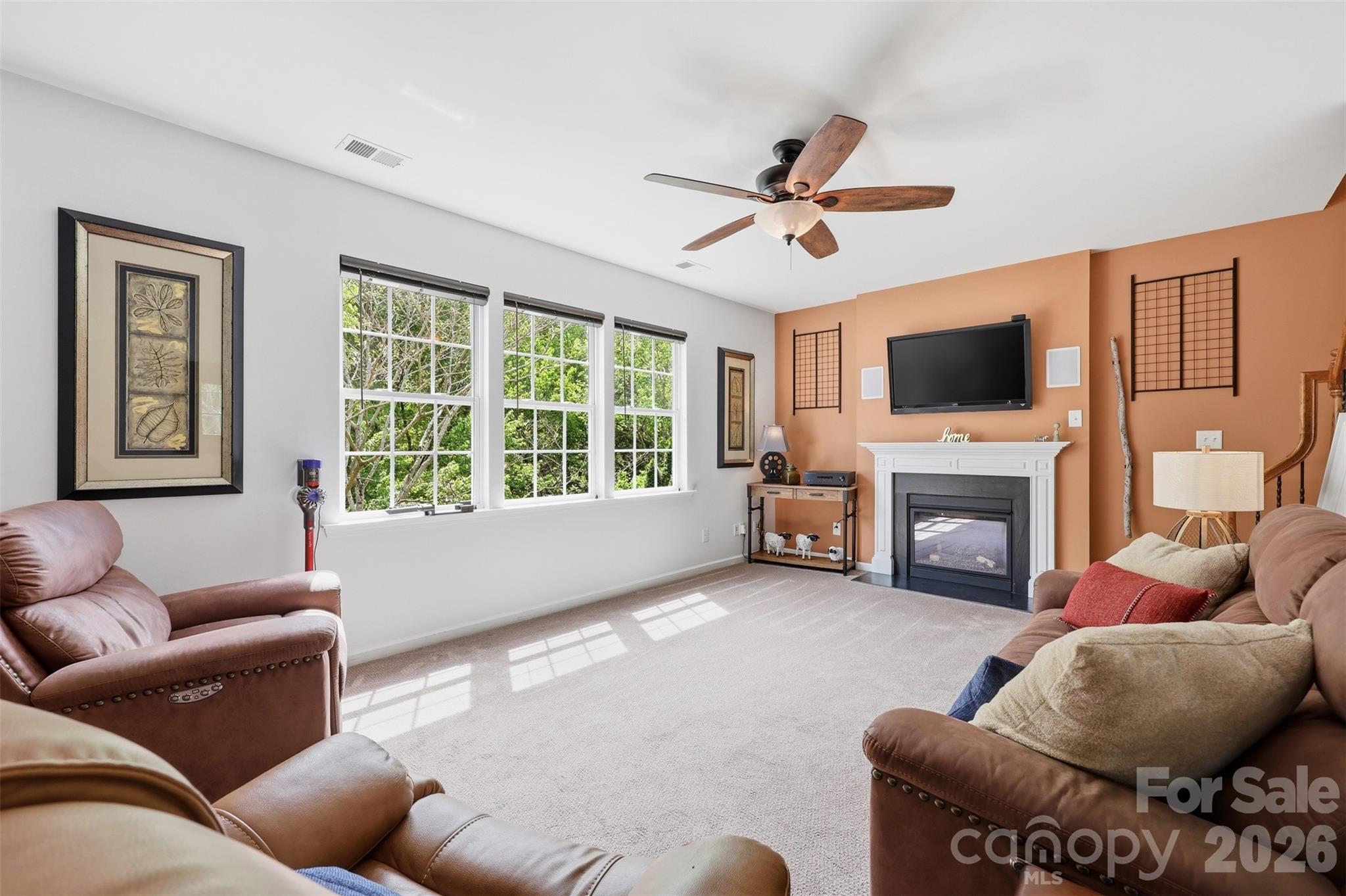 English Trails - Residential