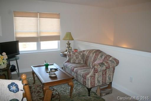 Fox Glen - Residential