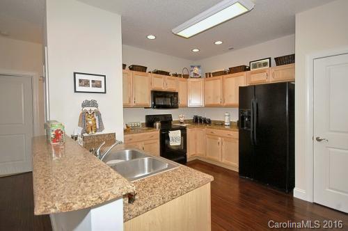 Fox Glen - Residential