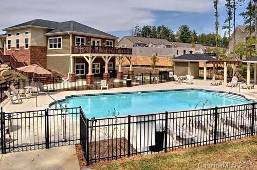 Fox Glen - Residential