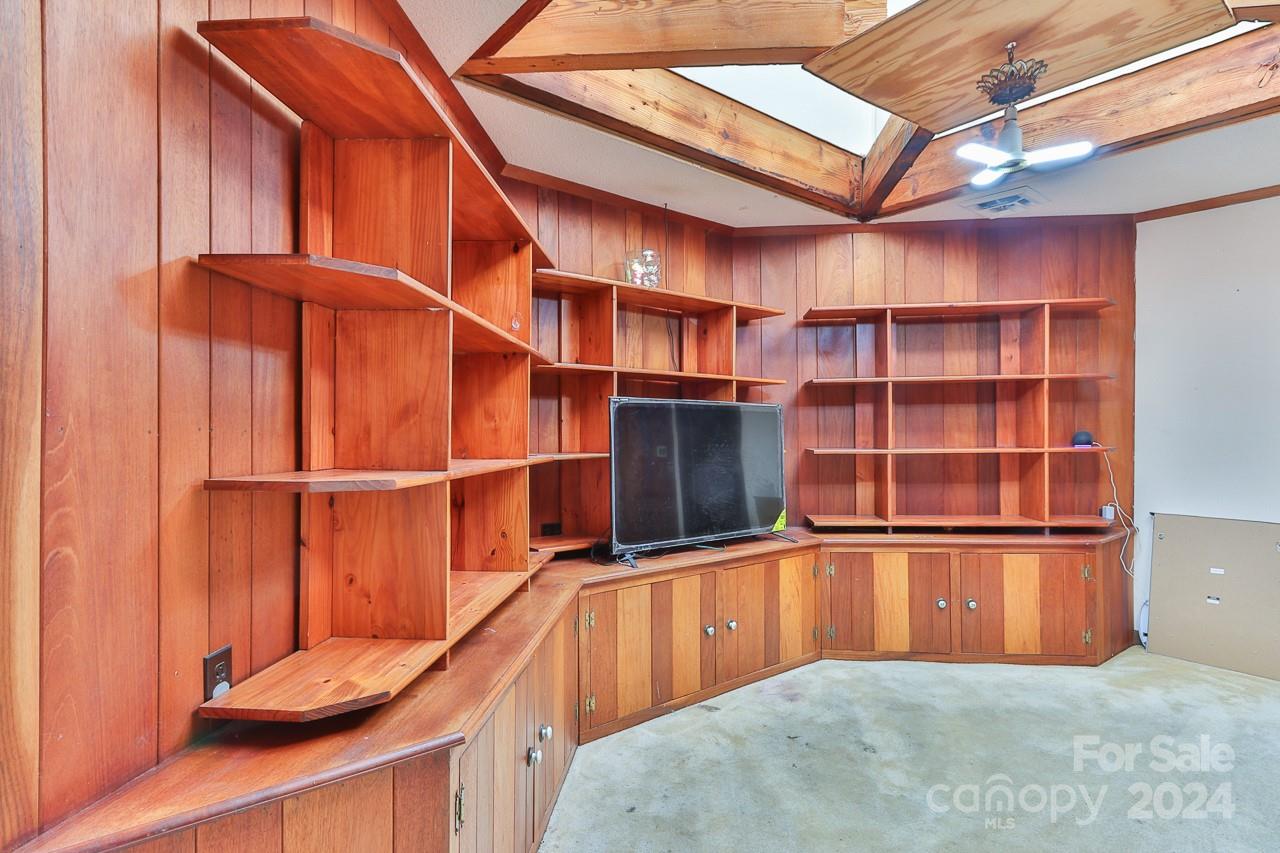 Sunrise Hills - Residential