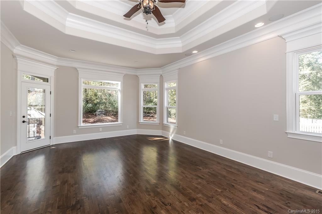 The Coves On River Oaks - Residential