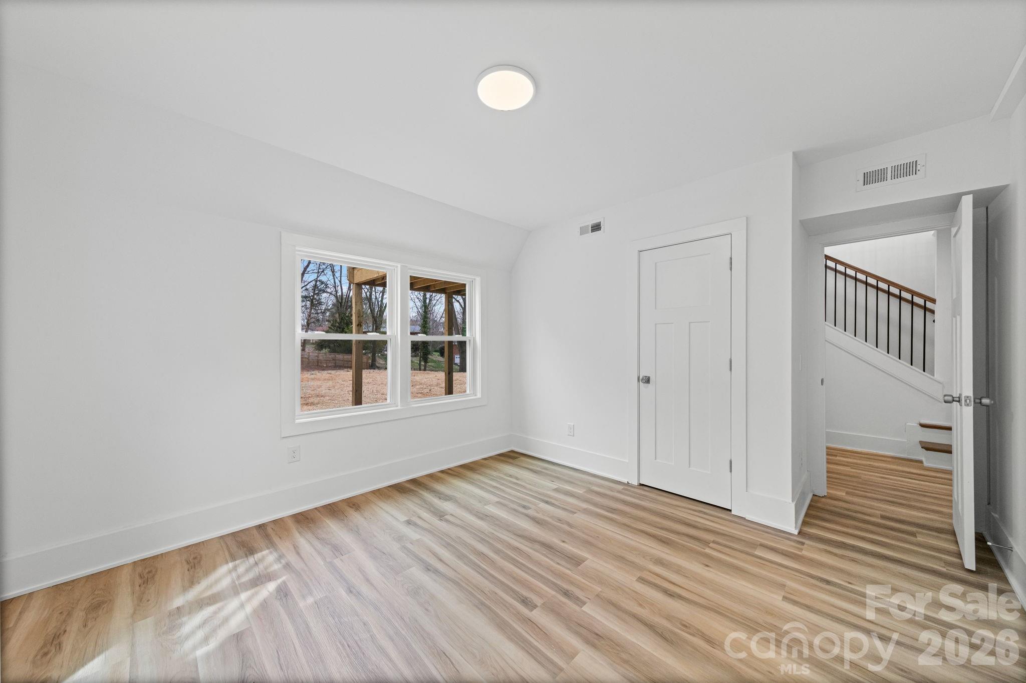 Starmount - Residential