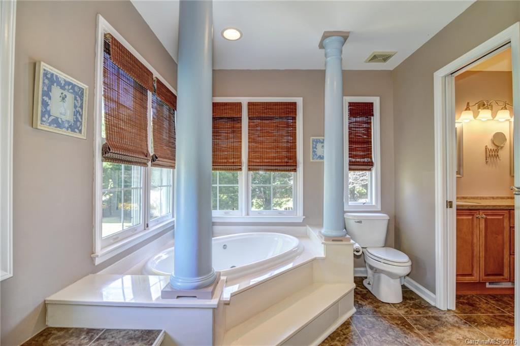Eastview Oaks - Residential