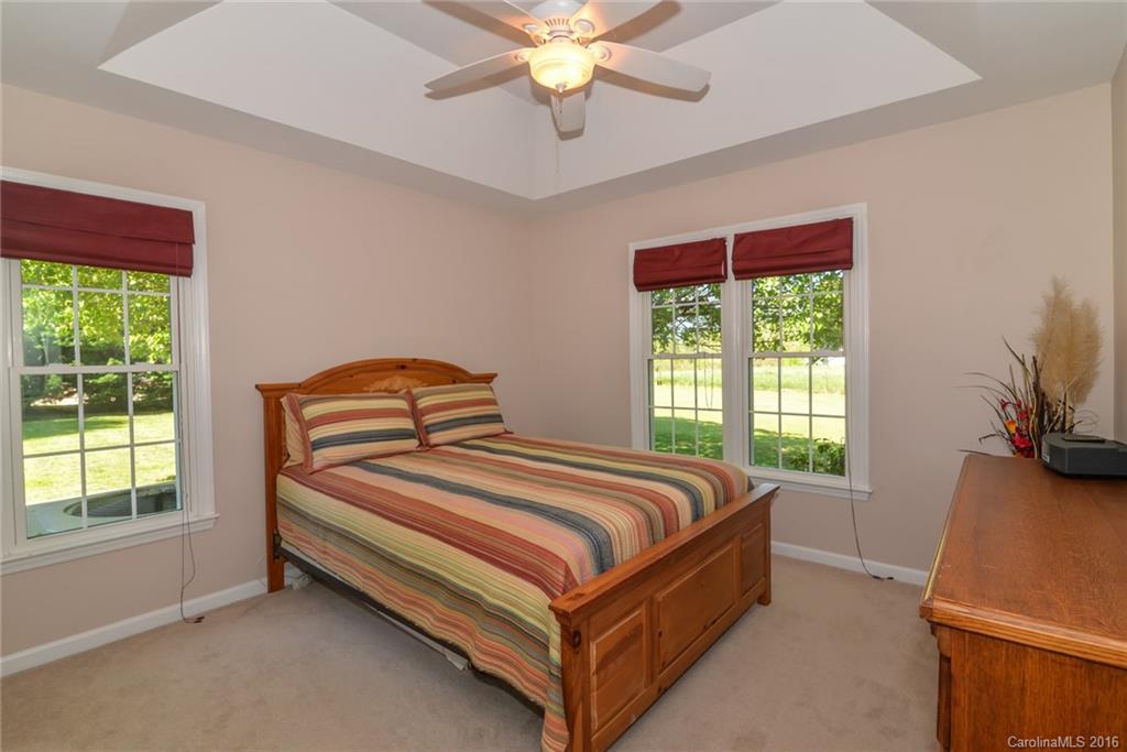 Eastview Oaks - Residential