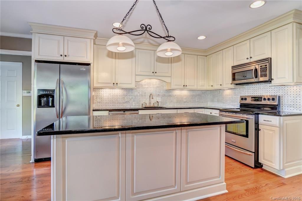 Eastview Oaks - Residential