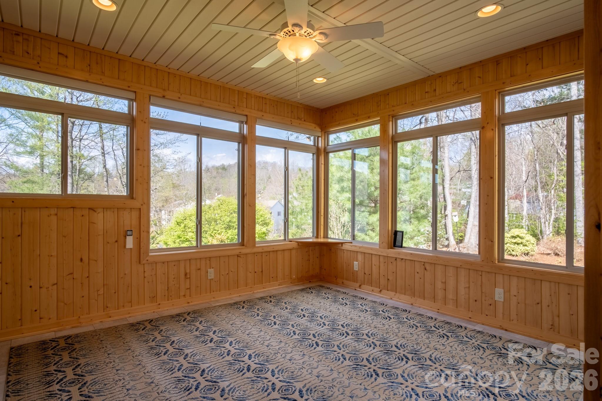 Cummings Cove - Residential