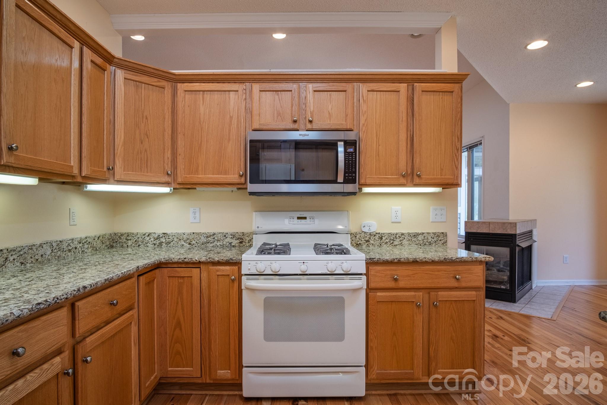 Cummings Cove - Residential