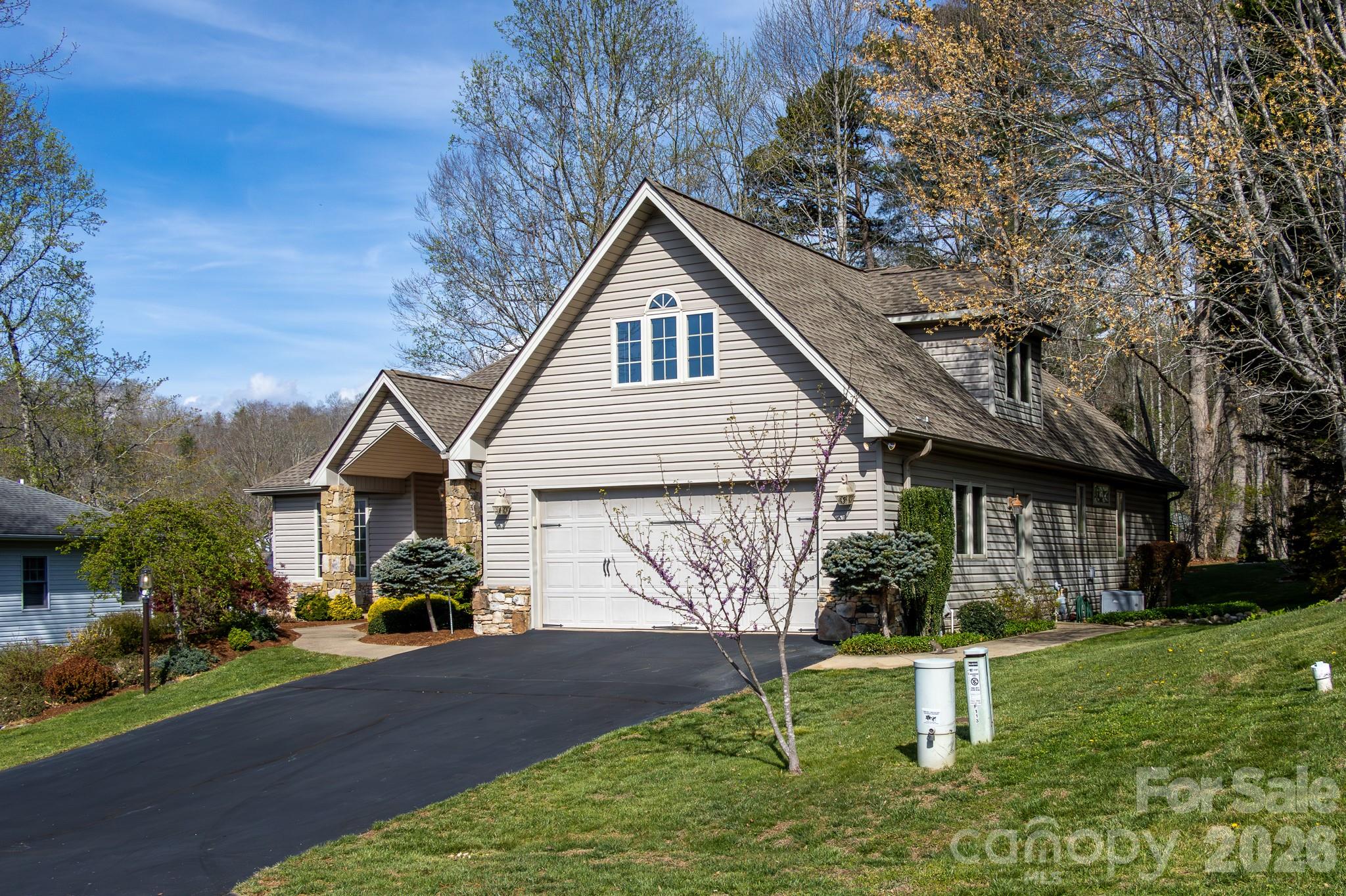 Cummings Cove - Residential