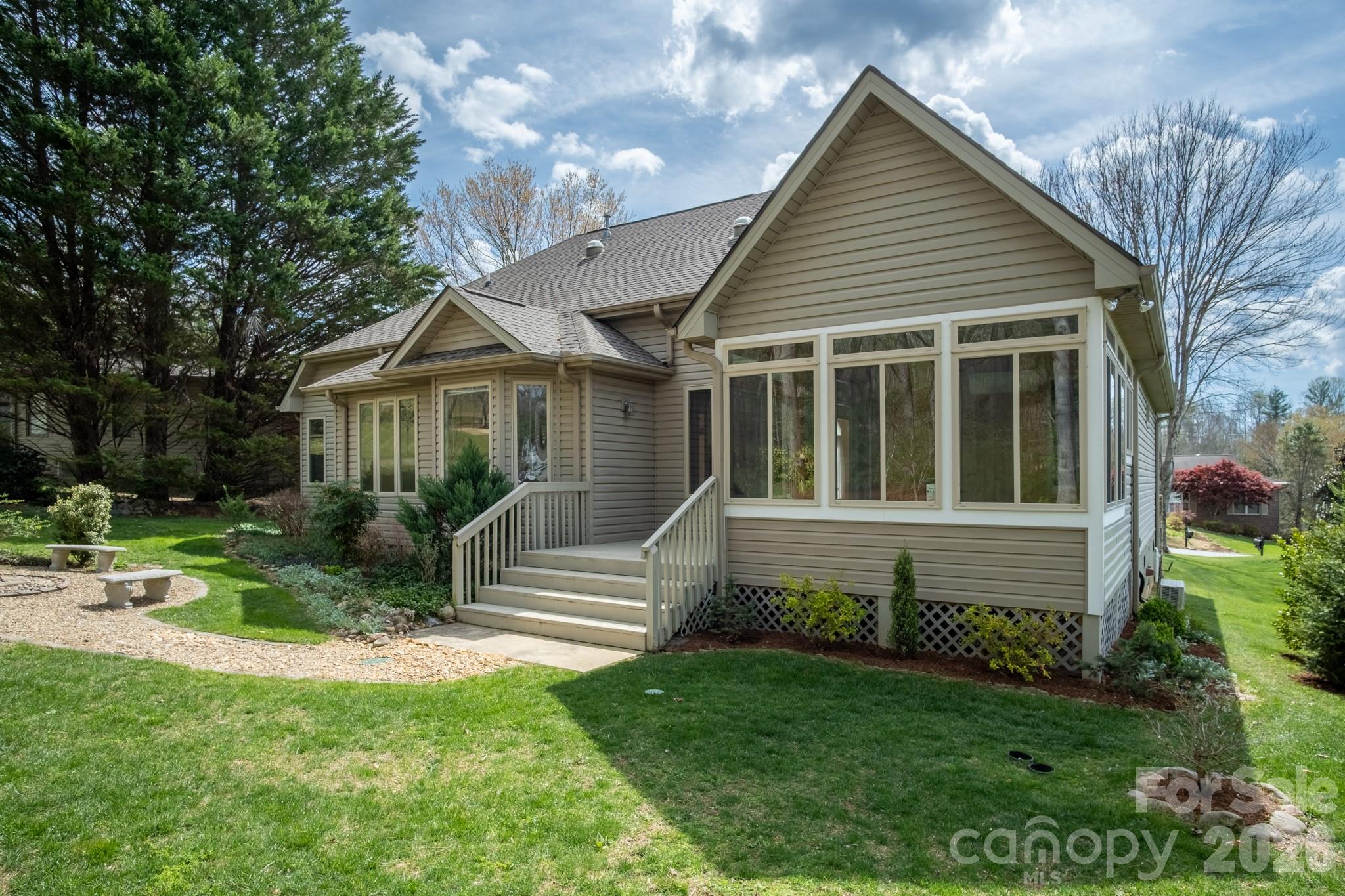 Cummings Cove - Residential