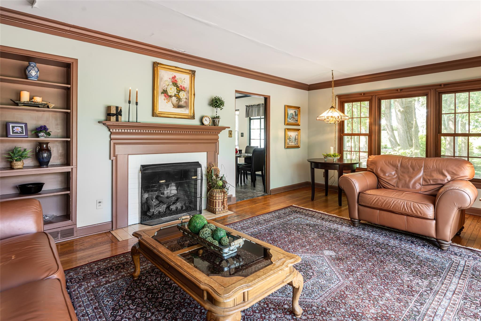 87 Shorewood Drive
