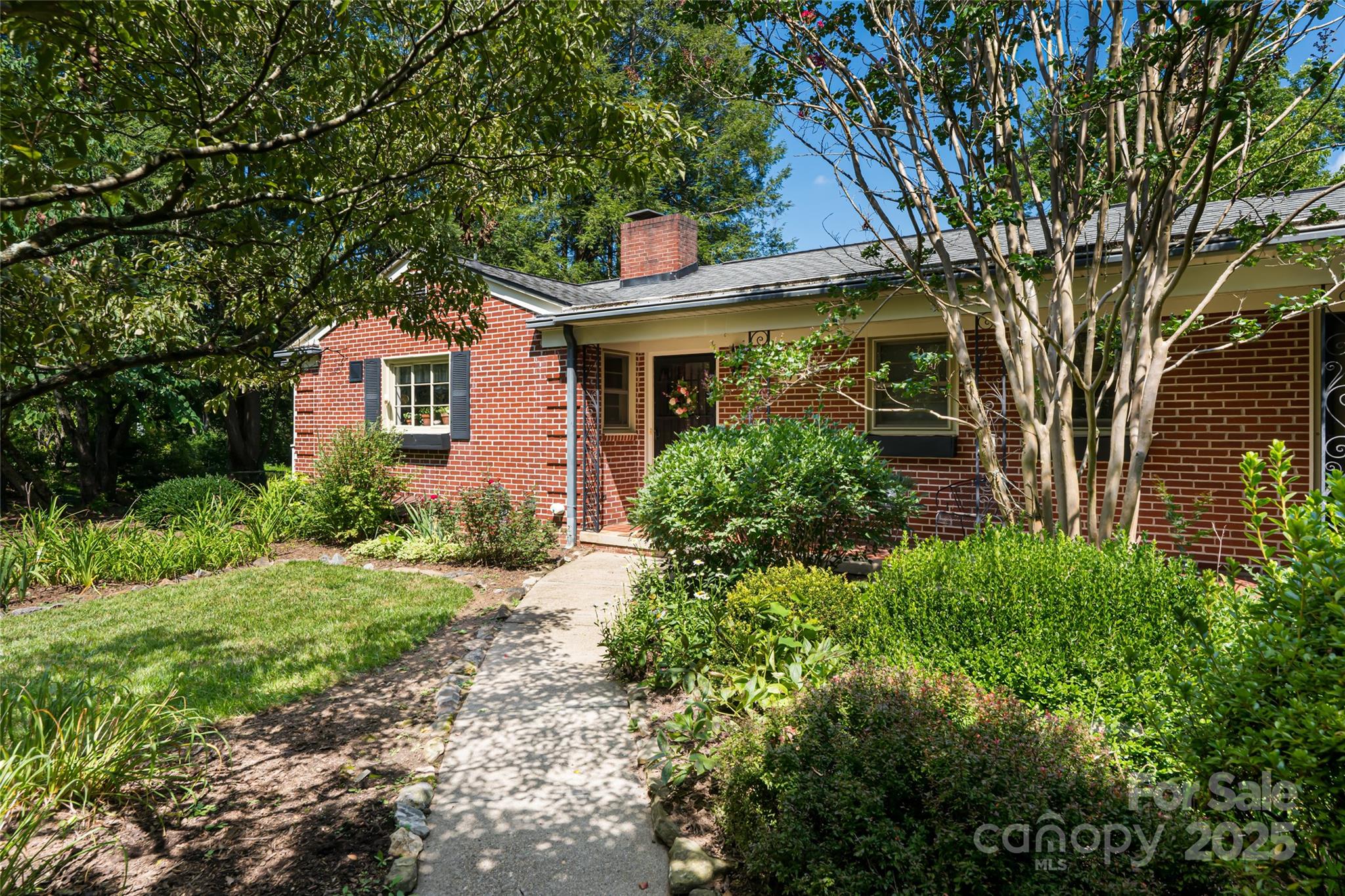 87 Shorewood Drive