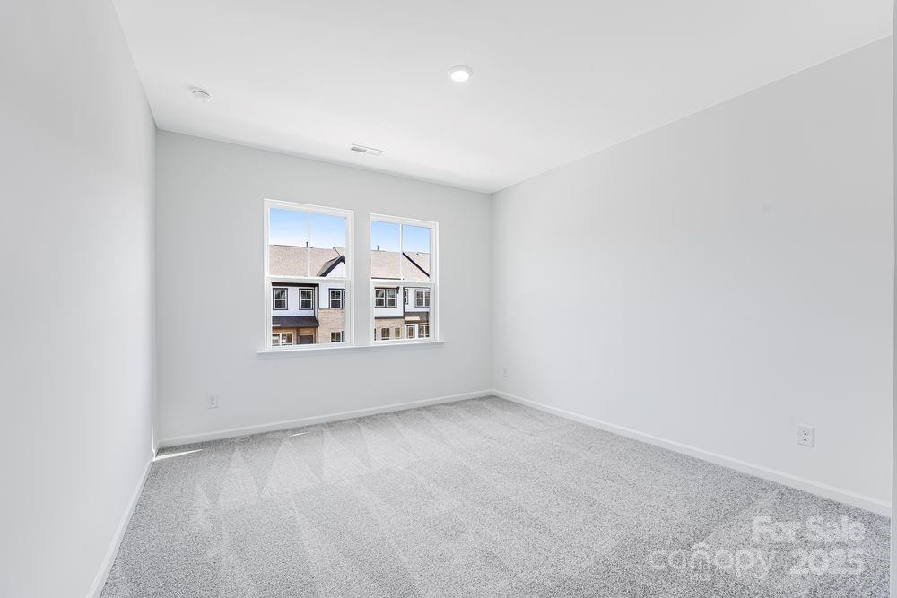 The Ridge at Sugar Creek - Residential