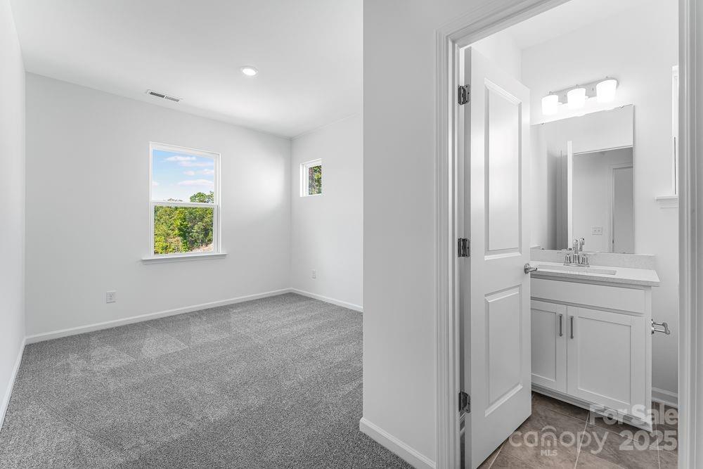 The Ridge at Sugar Creek - Residential