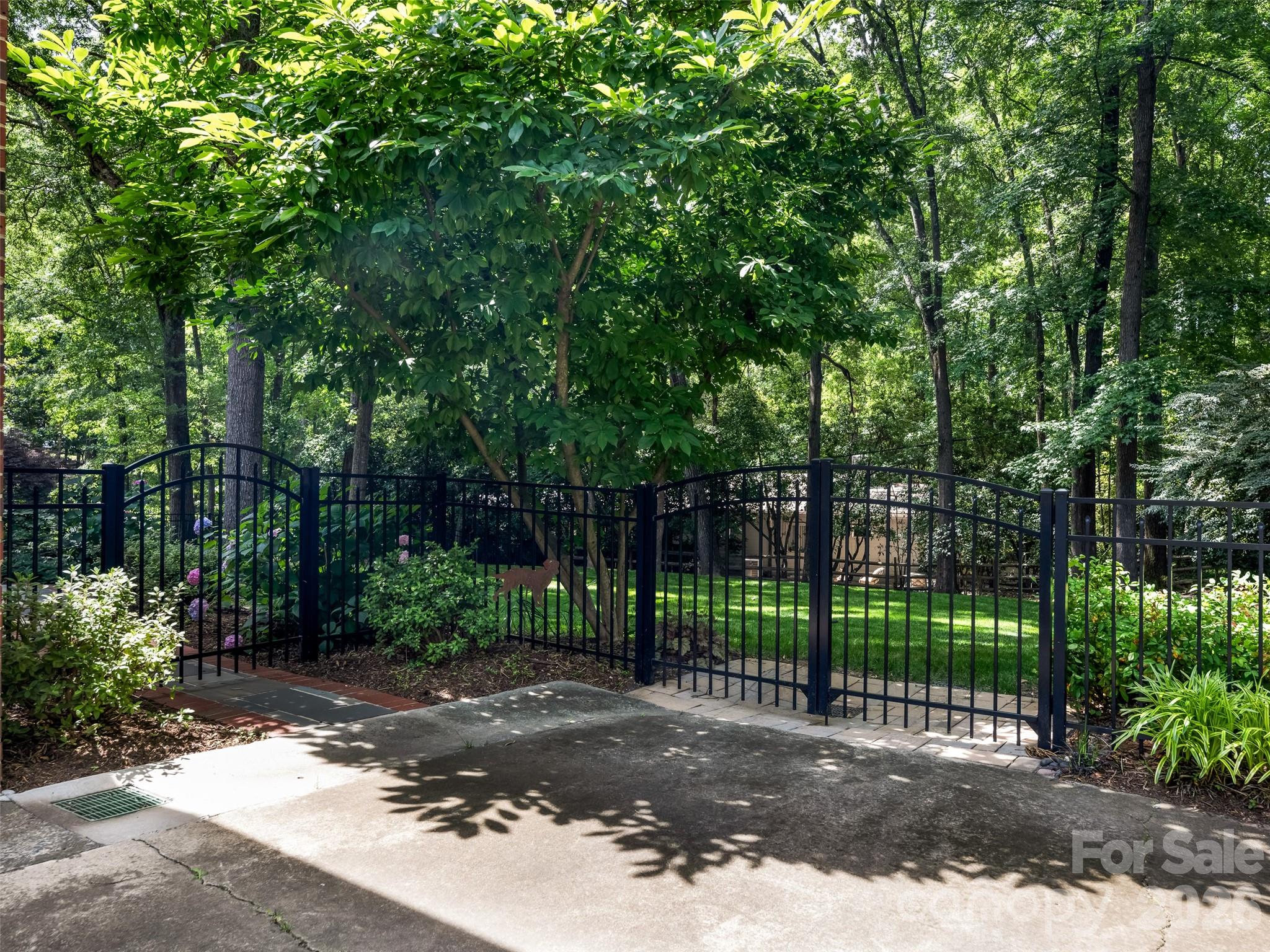 Town And Country Estates - Residential