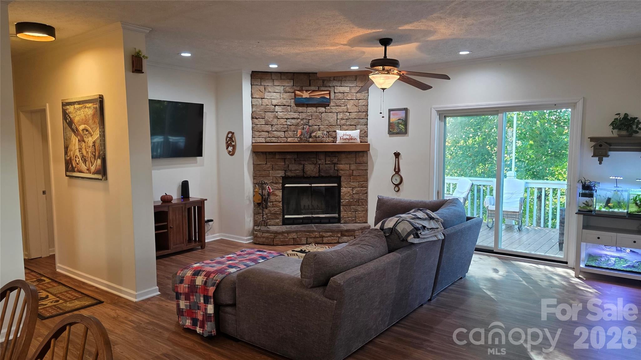 52 Enochs Way Way 17