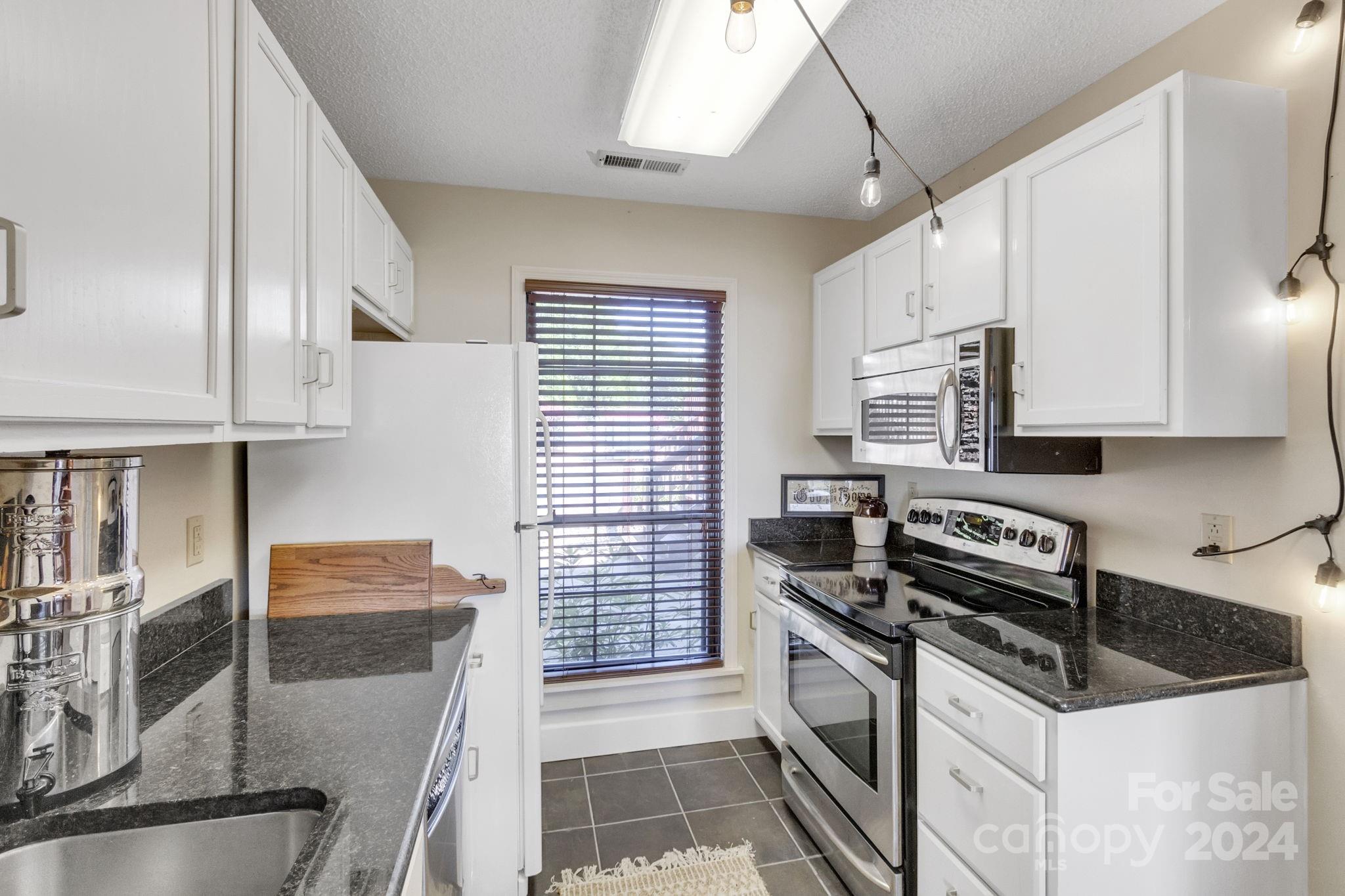 The Brow - Residential