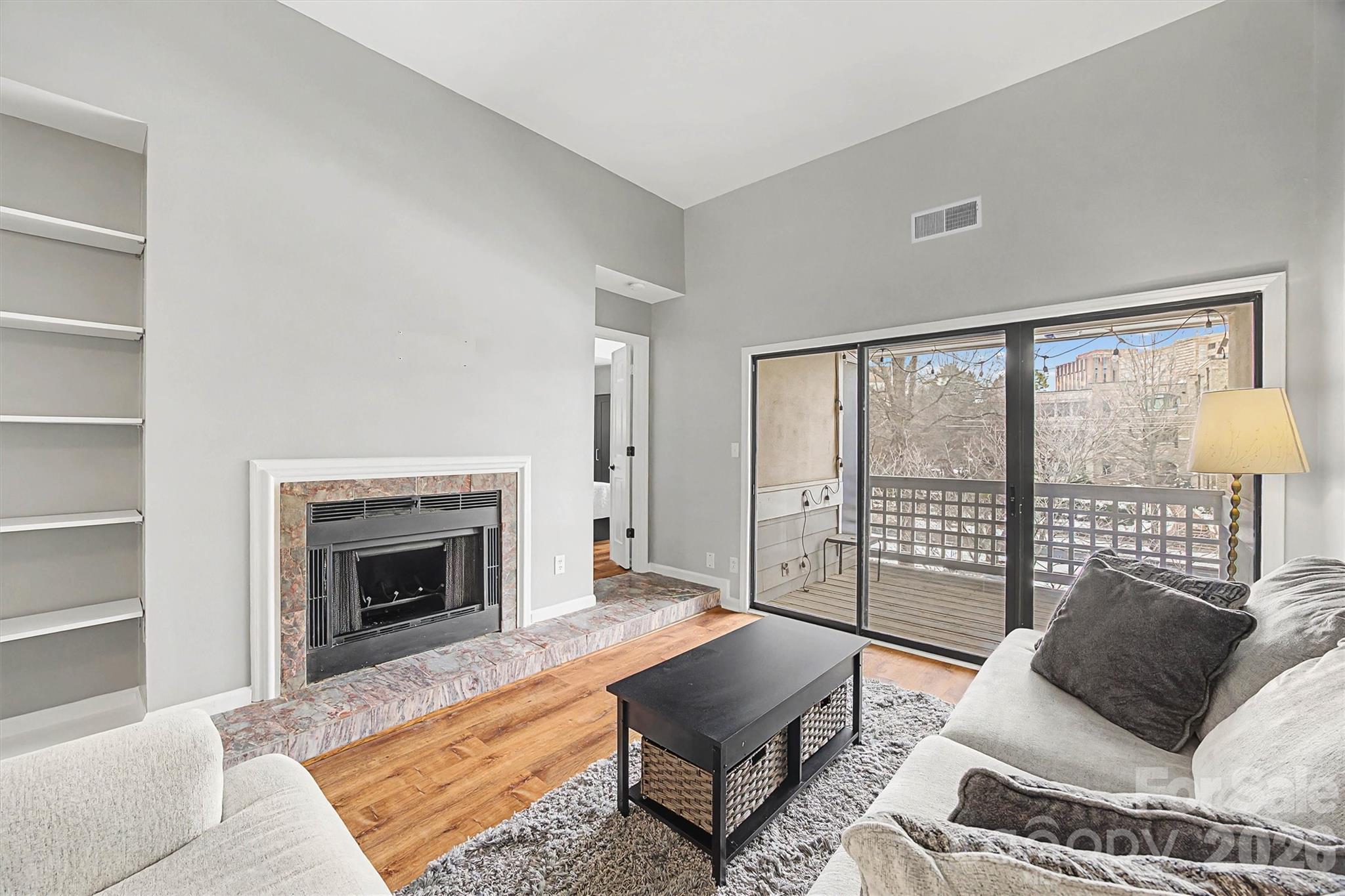 Queens Station - Residential