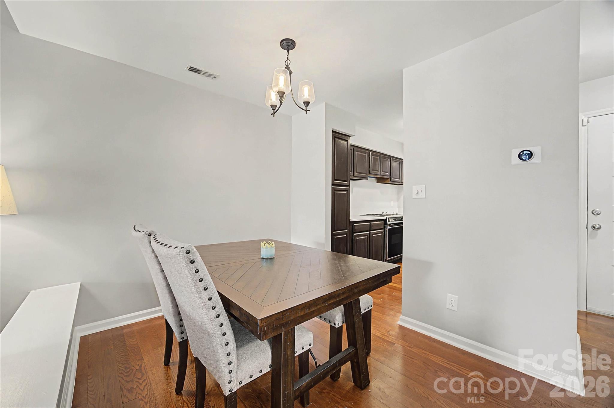 Queens Station - Residential