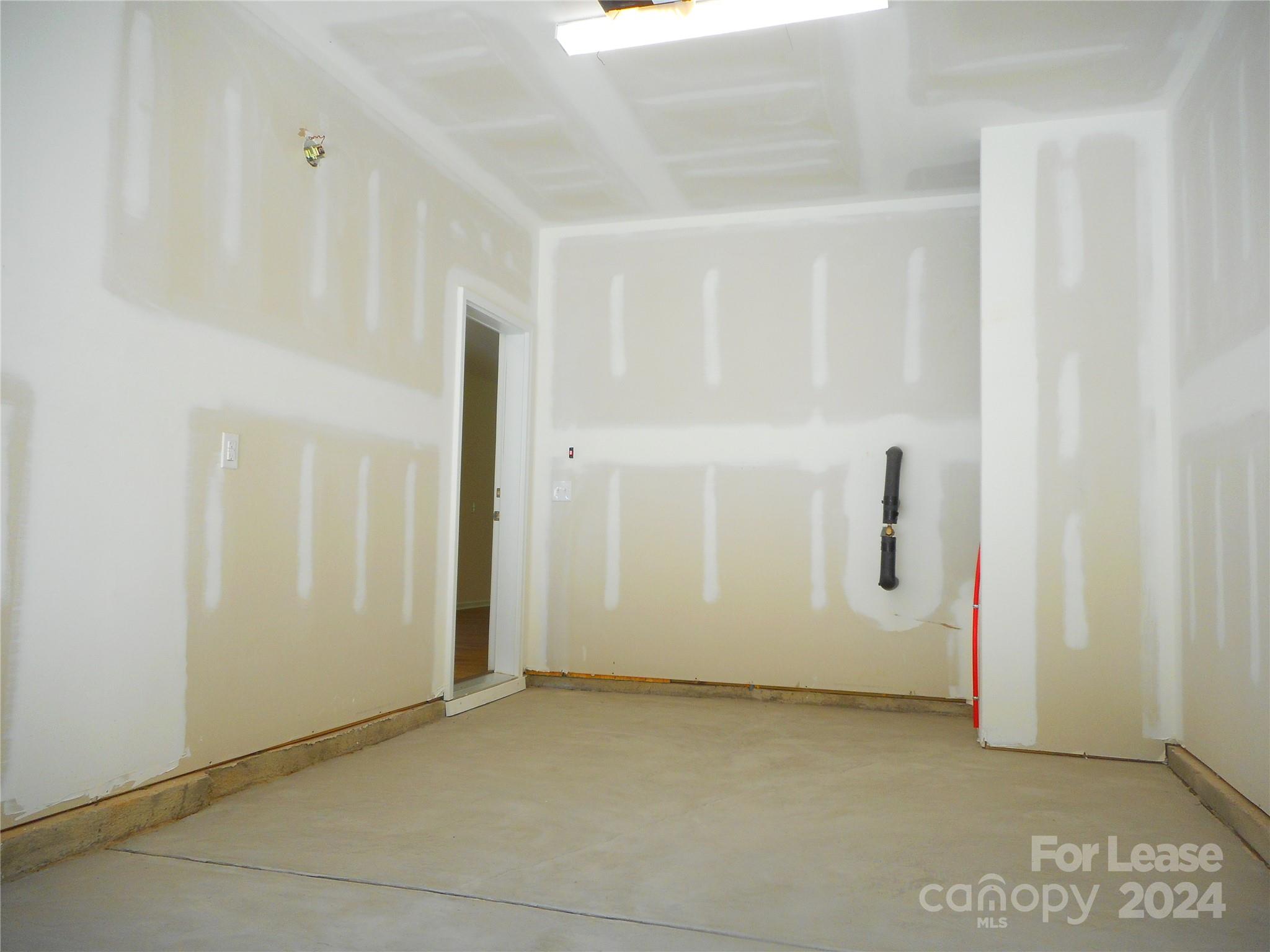 Kellerton Place - Residential Lease