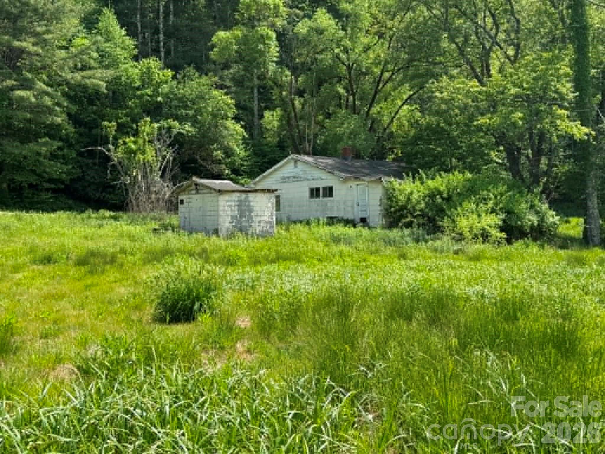 1298 Air Bellows Gap Road
