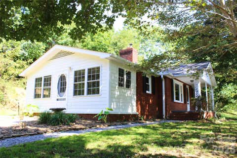 Photo of 2838 Seven Mile Ridge Road, Burnsville, NC 28714 (MLS # 4407049)